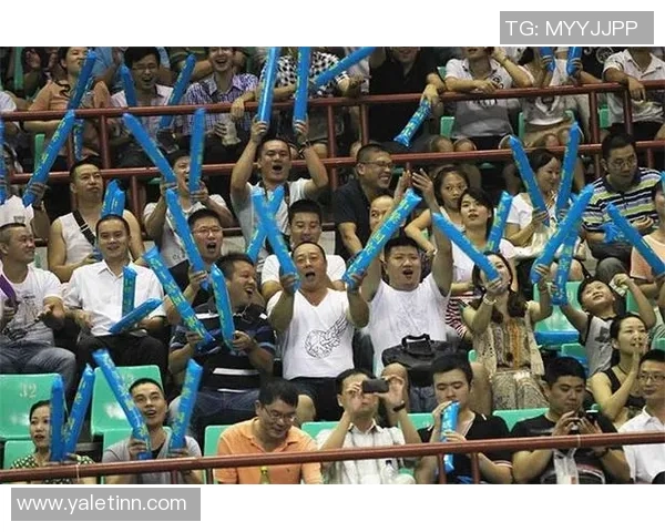 杭州羽毛球队与成都羽毛球队赛后复盘分析团队配合与战术执行的关键因素